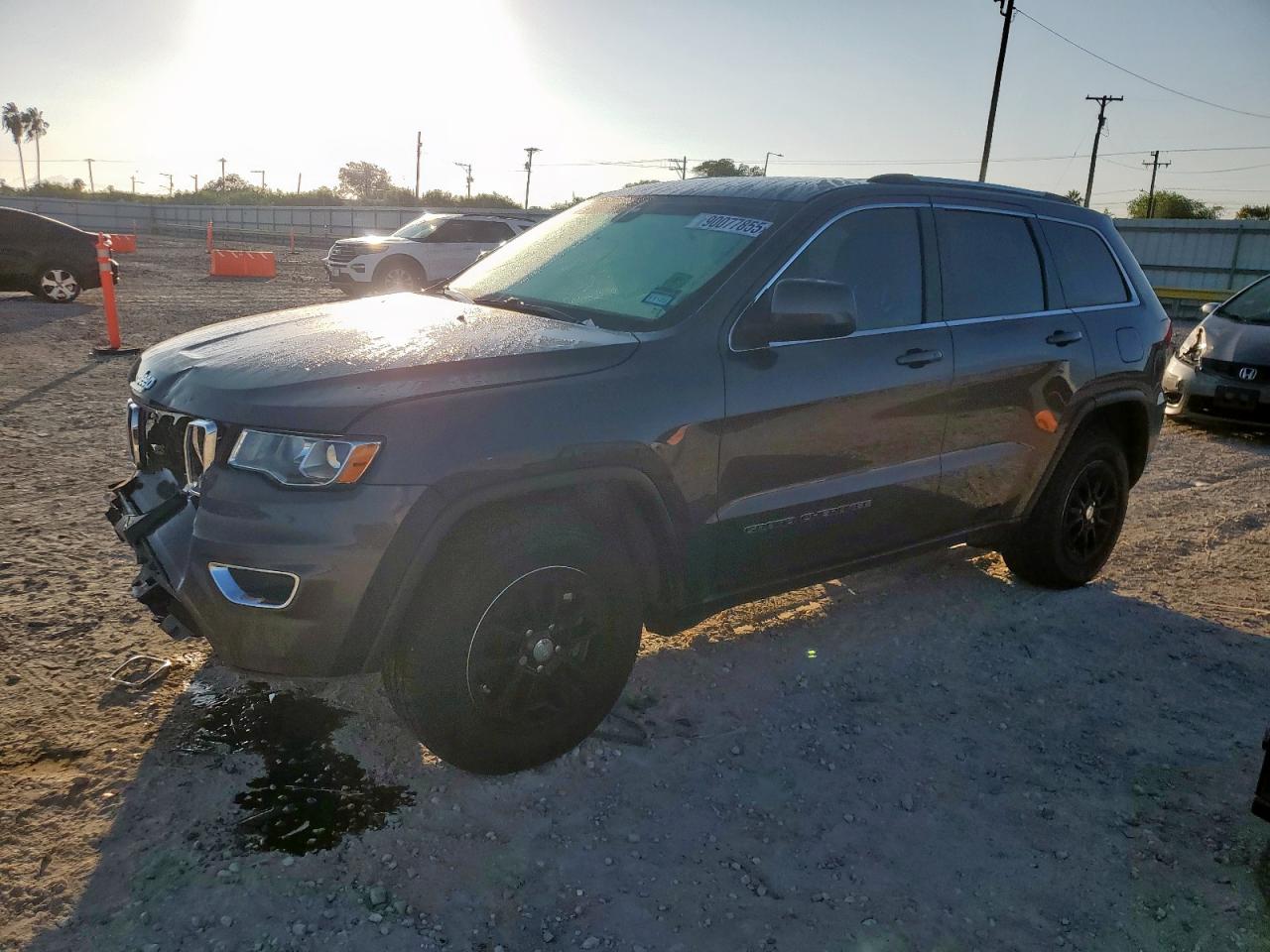 JEEP GRAND CHEROKEE LAREDO