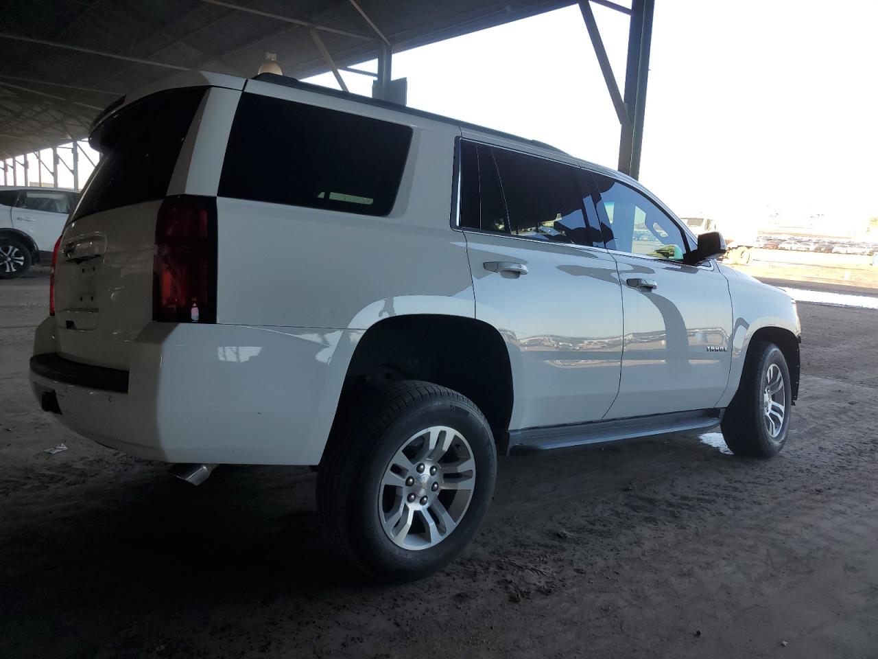 CHEVROLET TAHOE C1500 LS