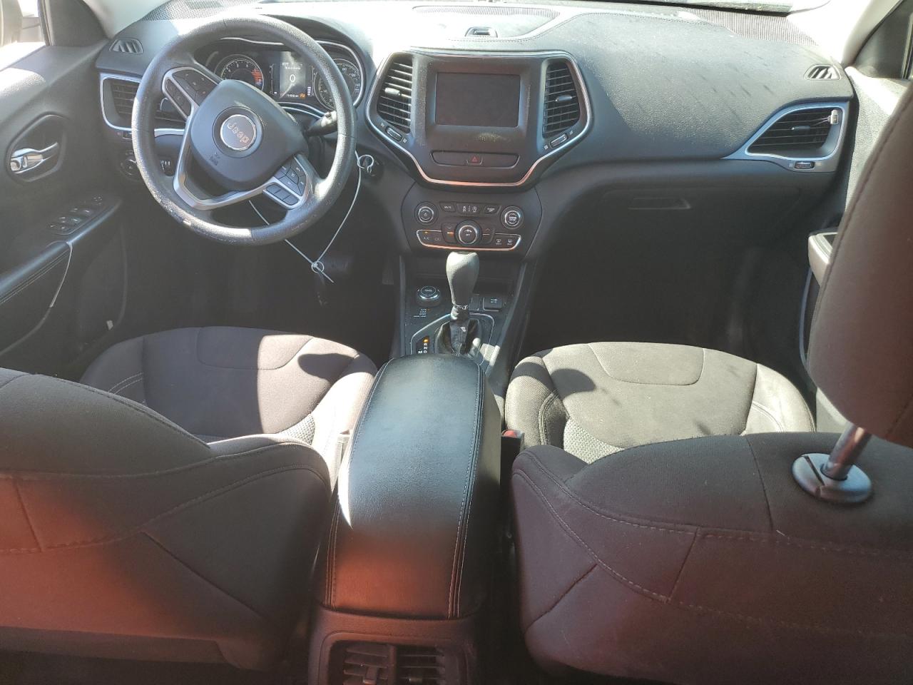 JEEP GRAND CHEROKEE LATITUDE