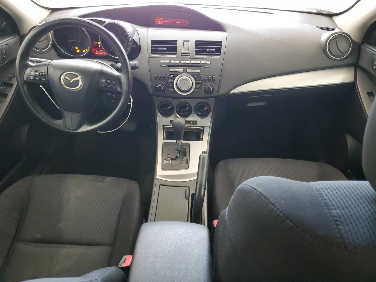 MAZDA 3 I