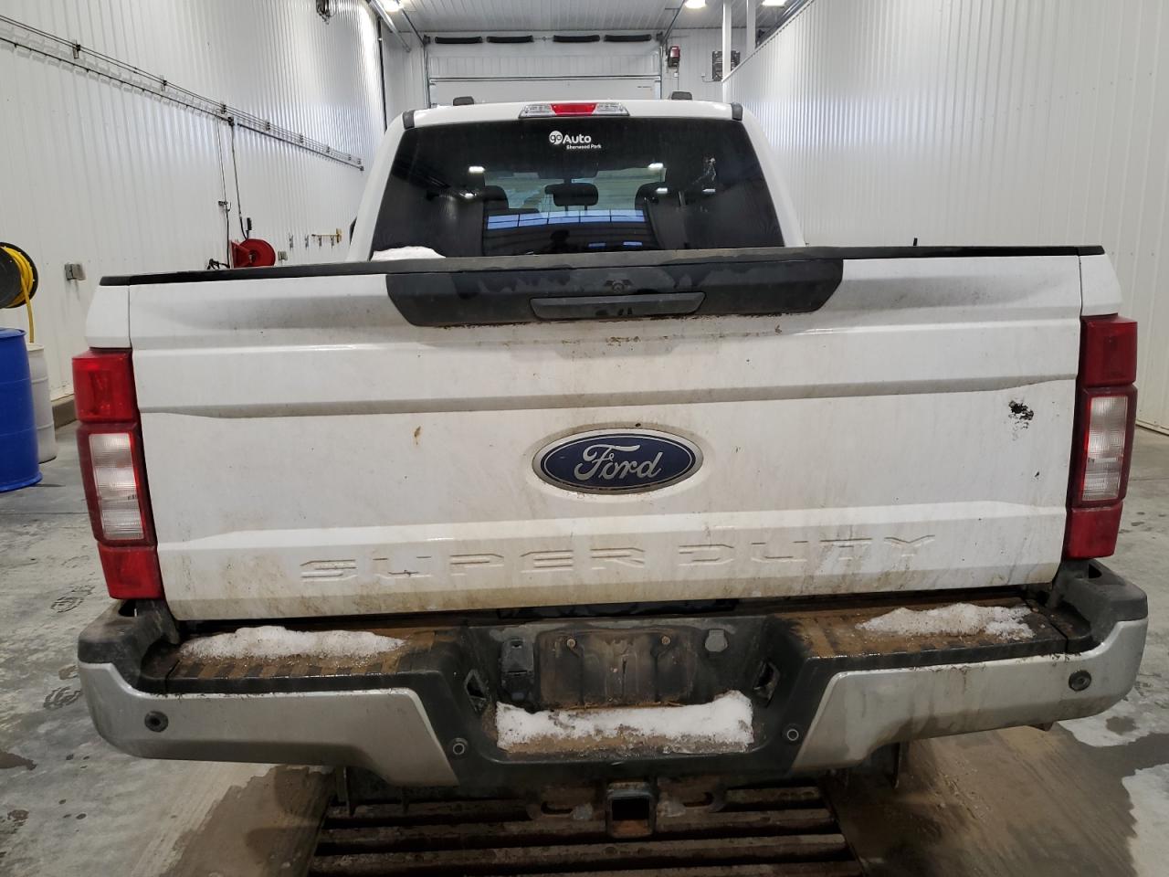 FORD F-250 SUPER DUTY