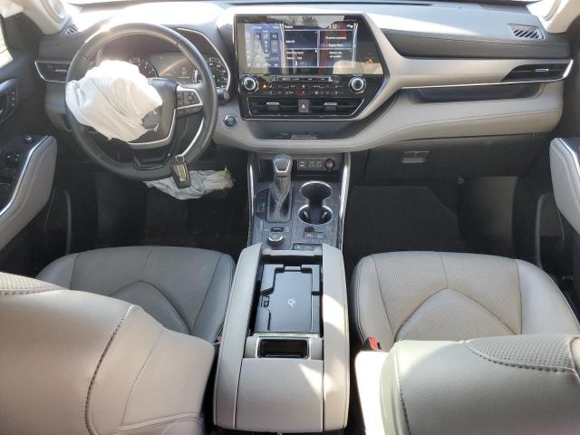 2022 TOYOTA HIGHLANDER - 5TDDZRBH2NS220372