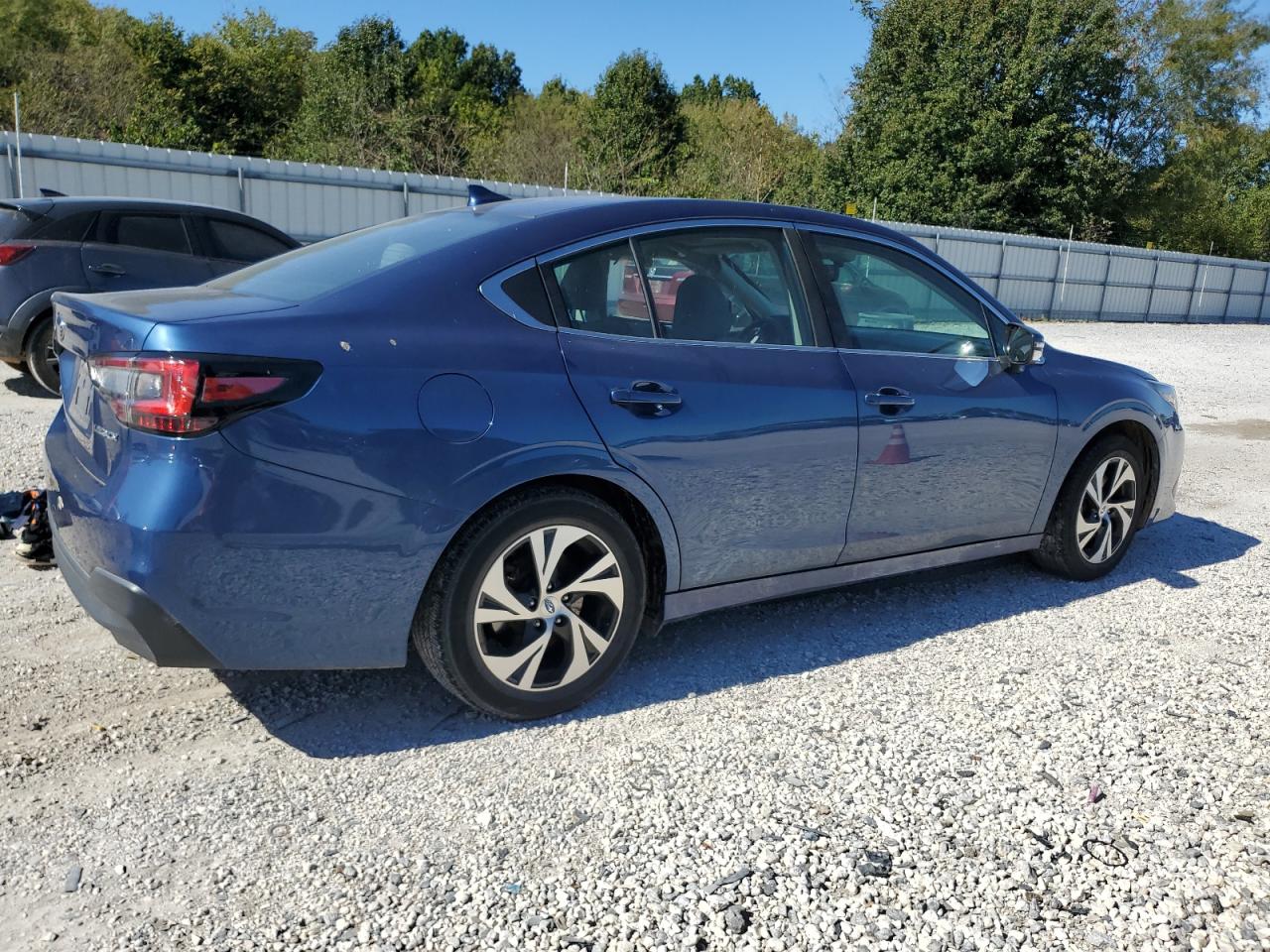 SUBARU LEGACY PREMIUM
