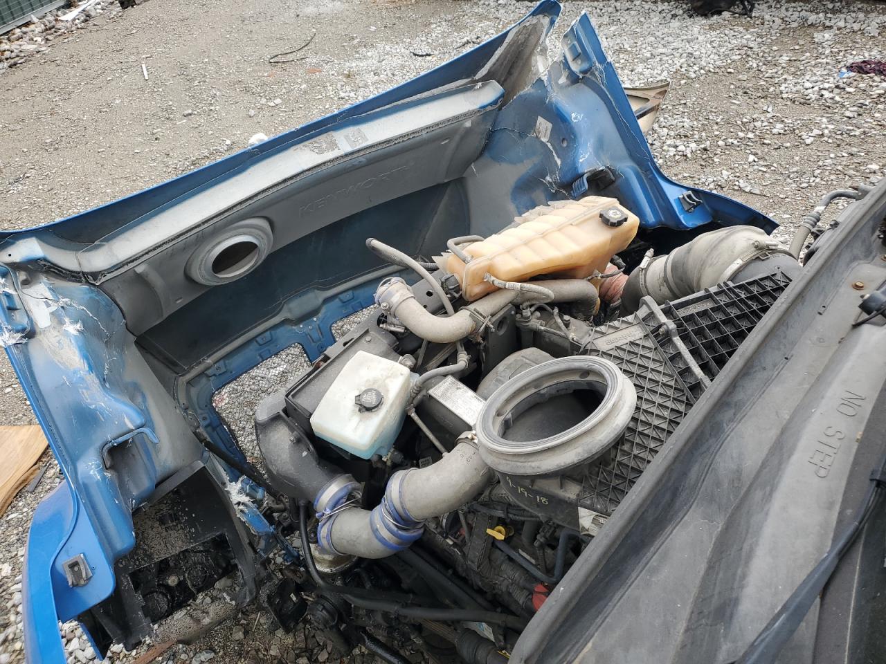 Lot #3302858896 2015 KENWORTH T680