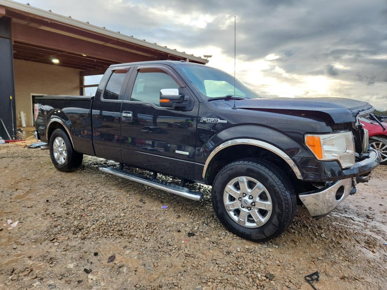FORD F-150 SUPER CAB