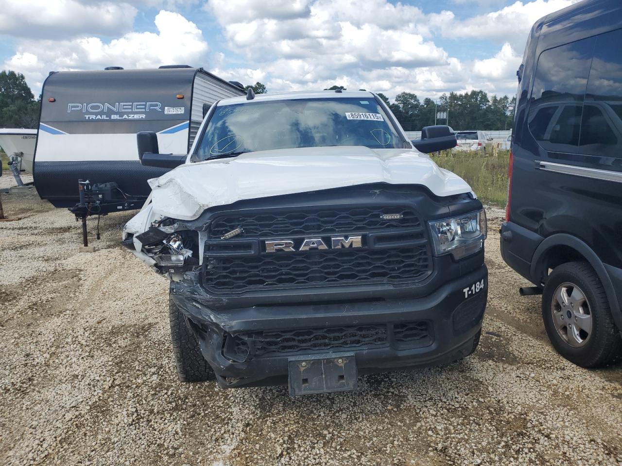 RAM 2500 TRADESMAN