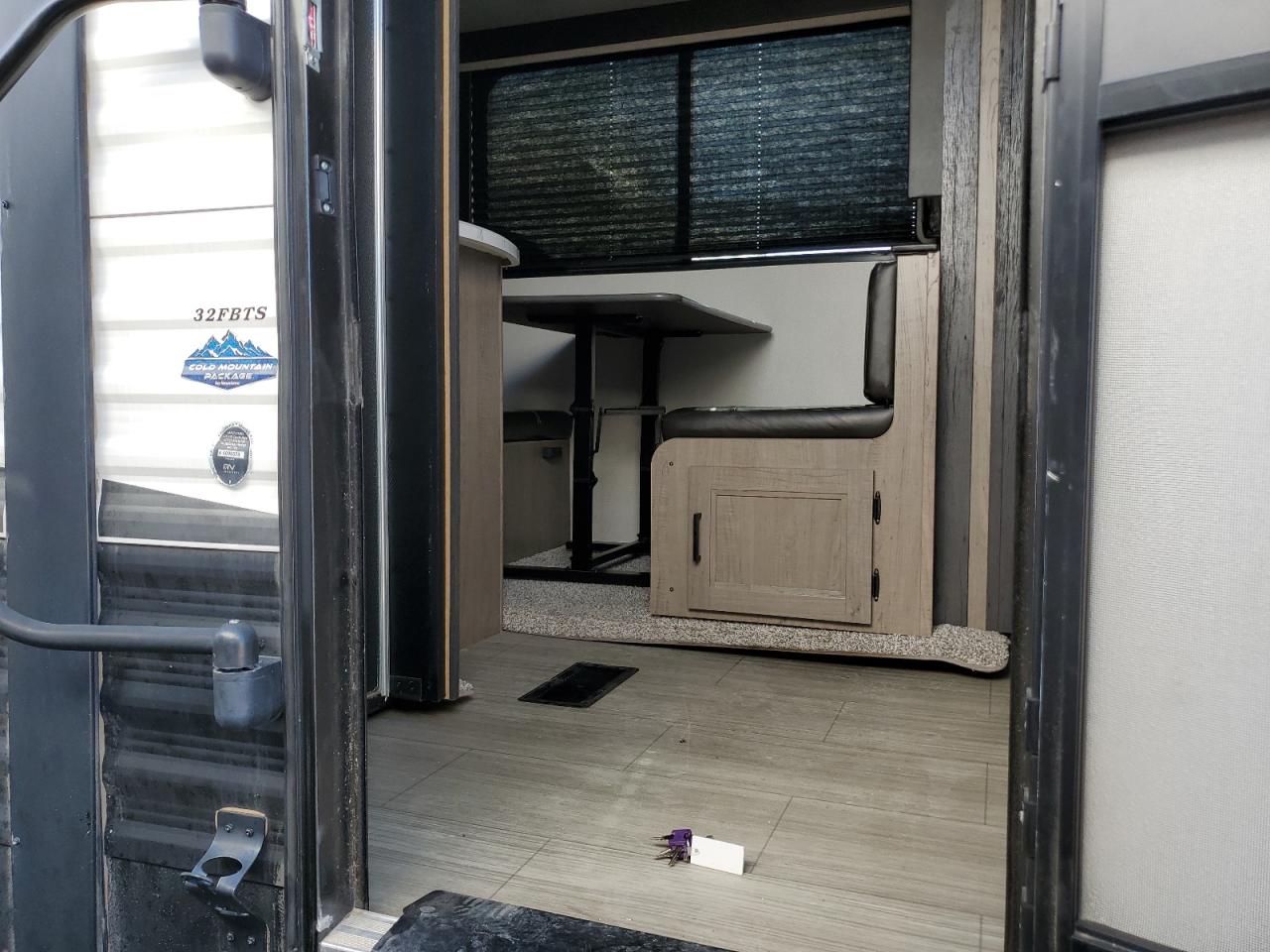 Lot #3285900569 2021 KEYSTONE HIDEOUT