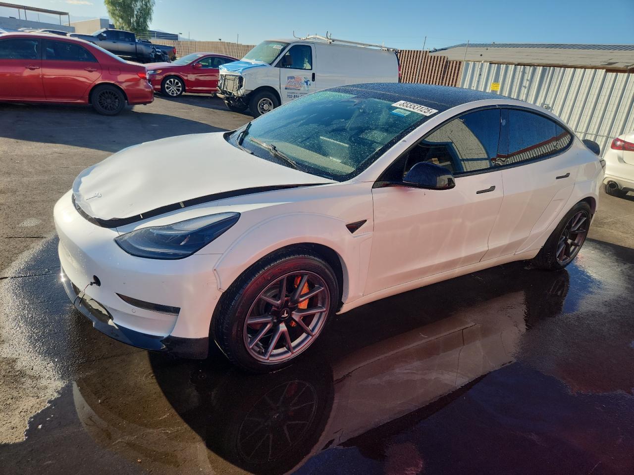 TESLA MODEL 3