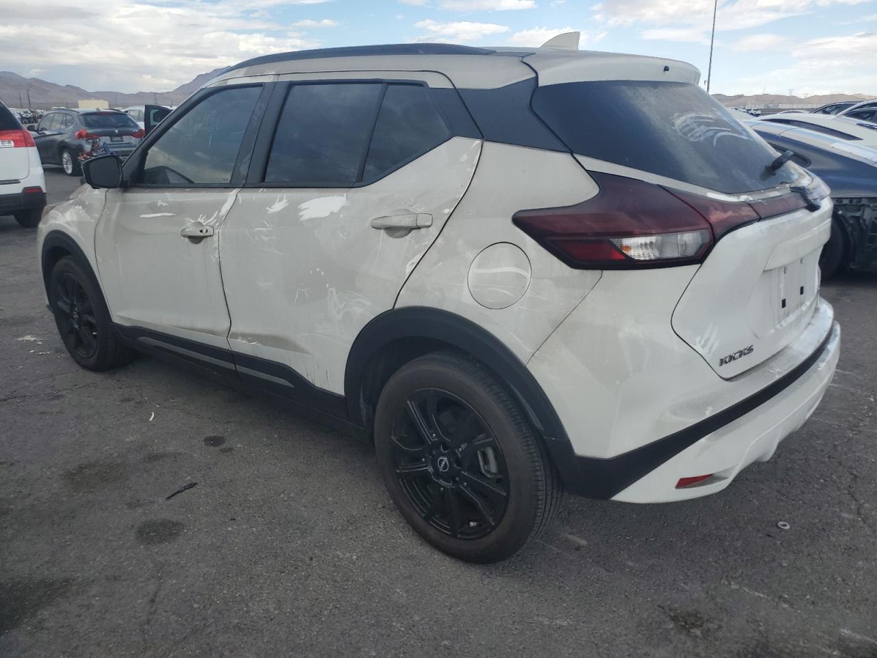 NISSAN KICKS SR