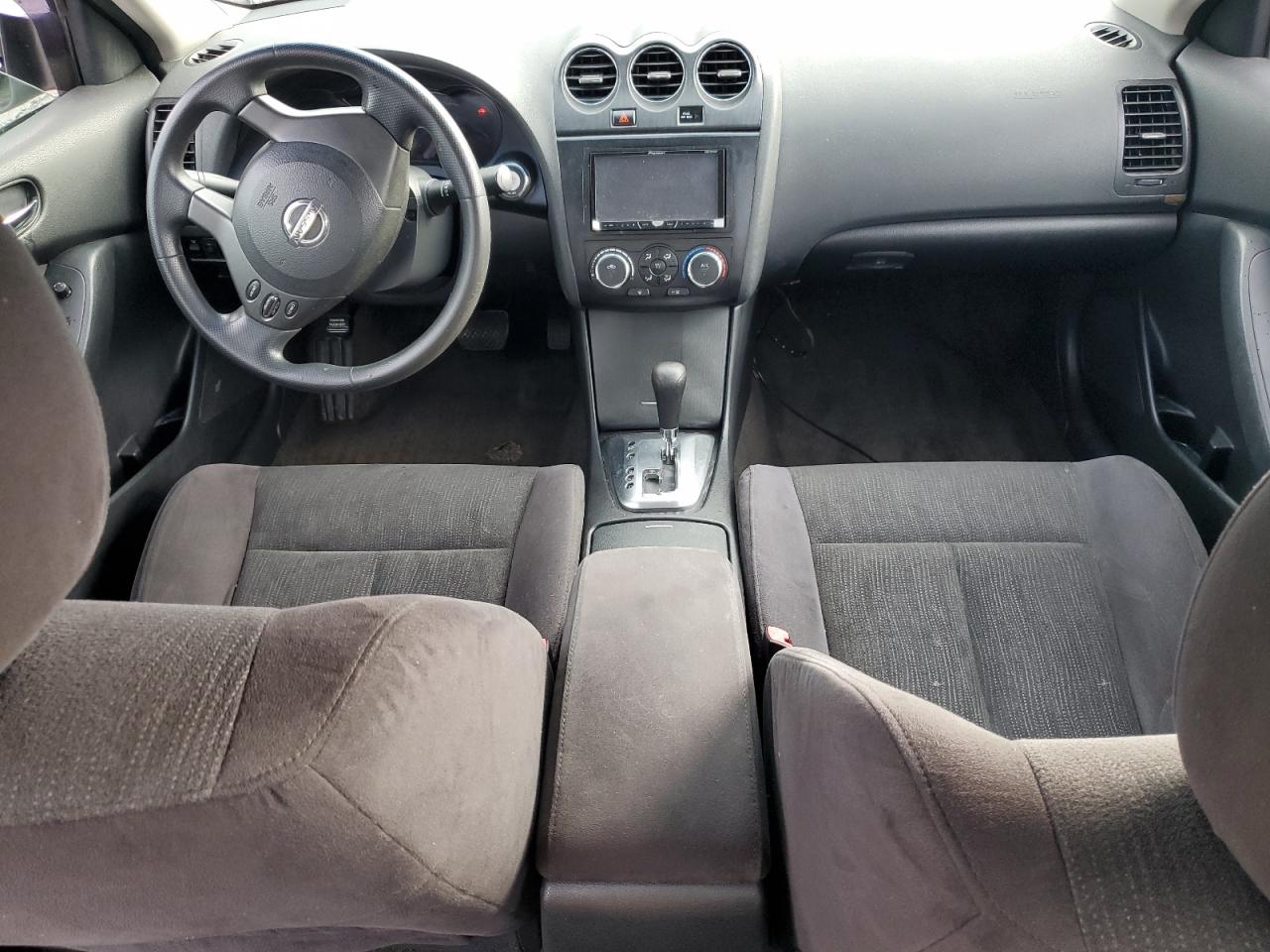 NISSAN ALTIMA BASE