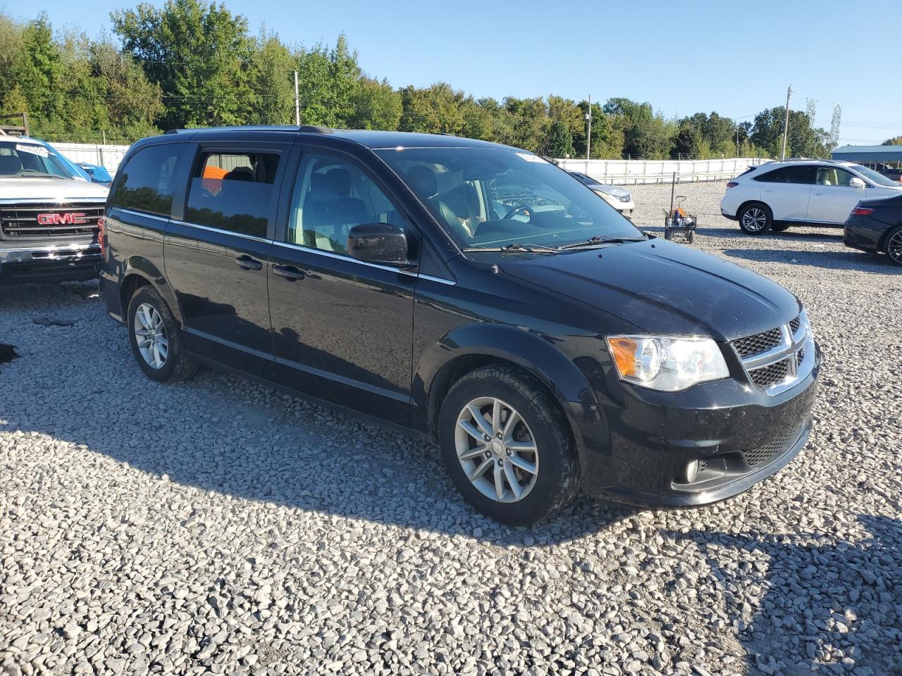 DODGE GRAND CARAVAN SXT