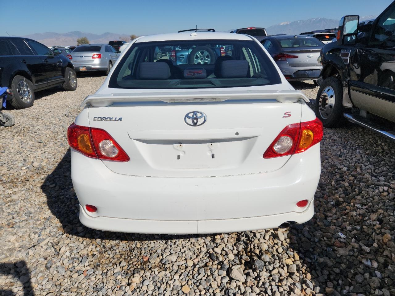 TOYOTA COROLLA BASE