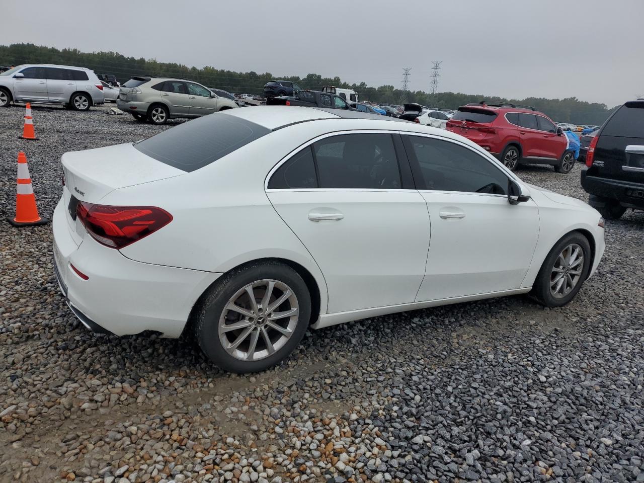 MERCEDES-BENZ A-CLASS 220 4MATIC