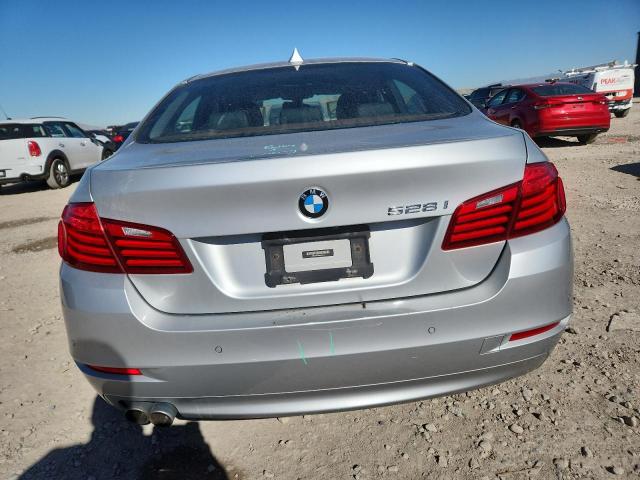 2016 BMW 528 I WBA5A5C58GG350773
