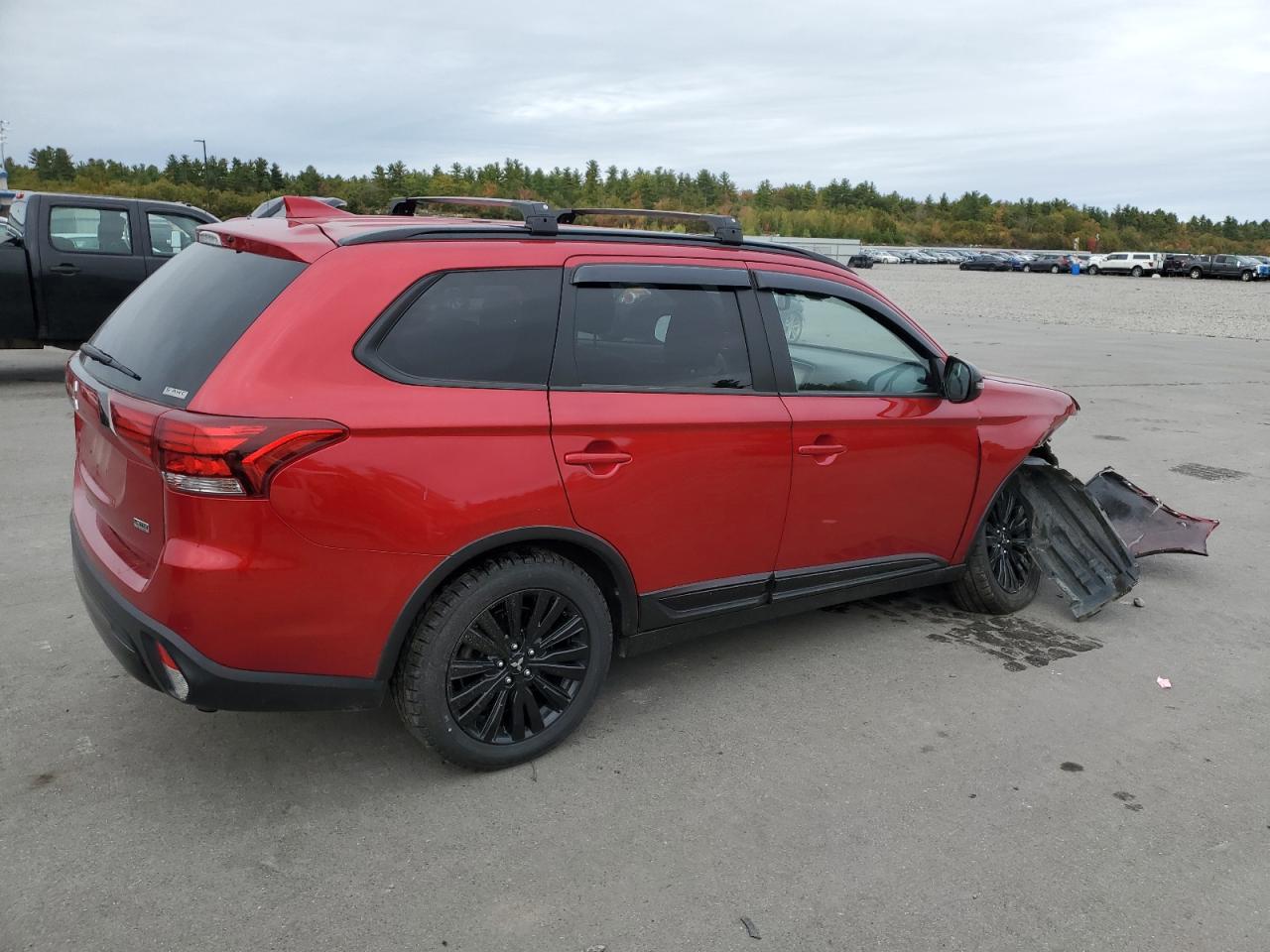 MITSUBISHI OUTLANDER SE