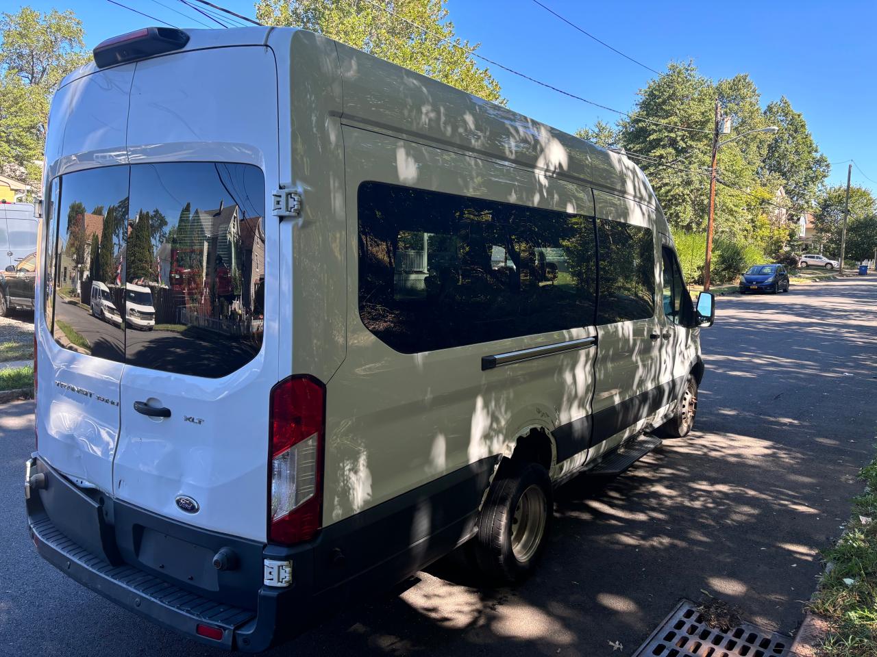 FORD TRANSIT T-350 HD