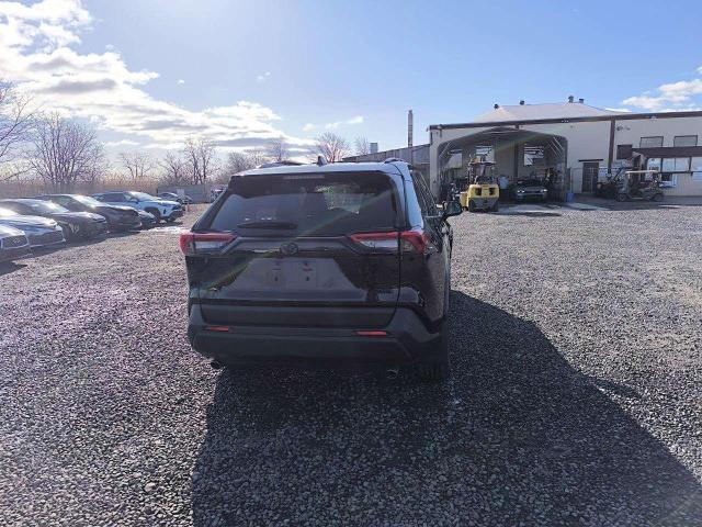 2022 TOYOTA RAV4 LE JTMMWRFV4ND142875