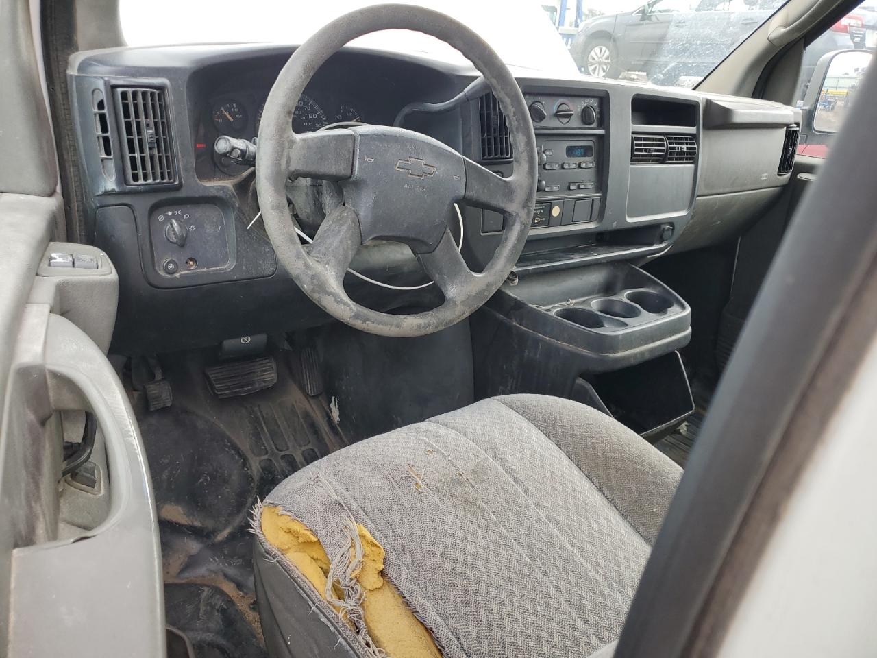 Lot #3283337957 2004 CHEVROLET EXPRESS G2