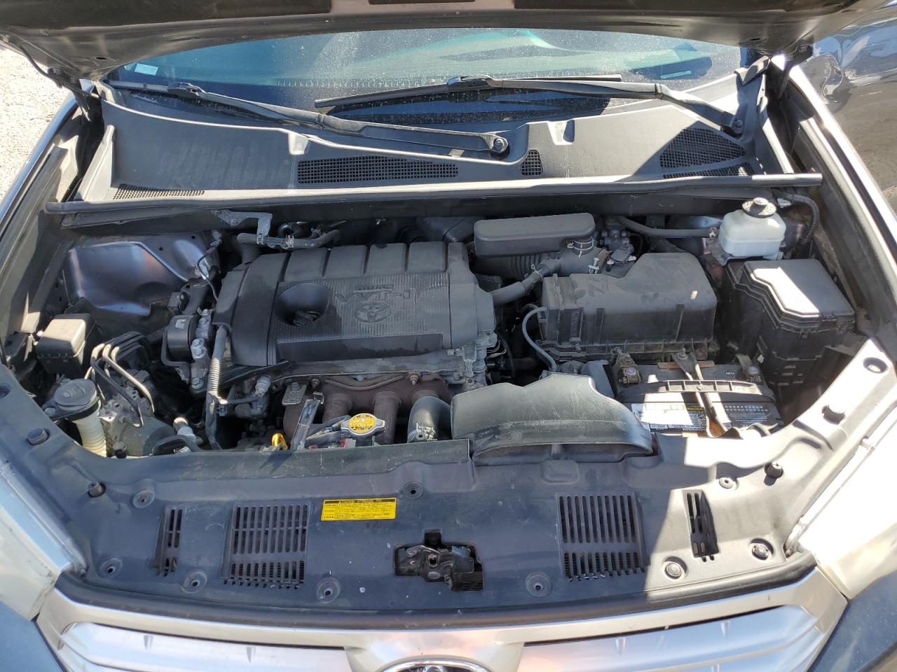 TOYOTA HIGHLANDER BASE