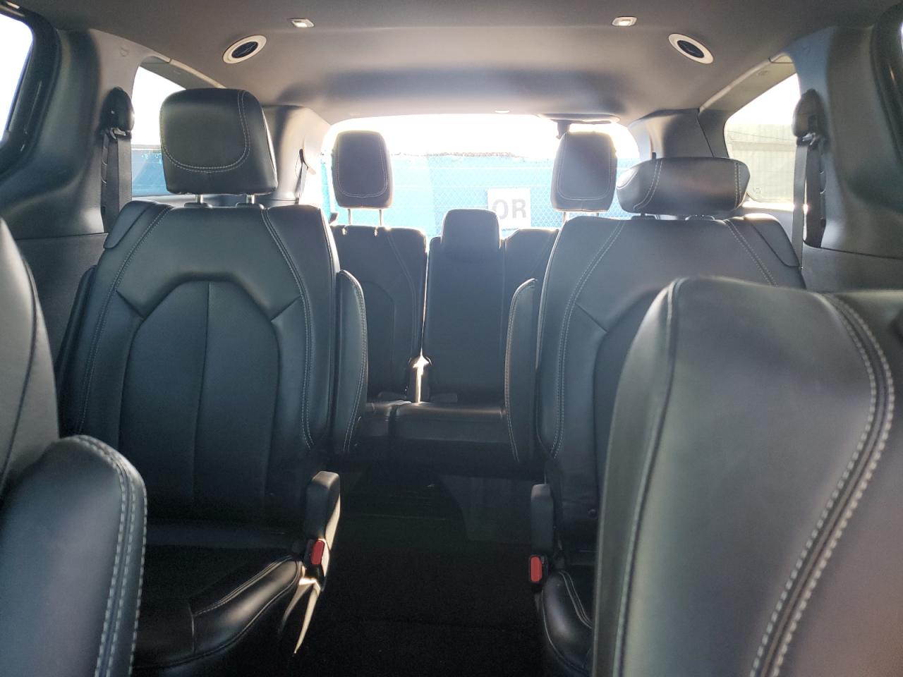 CHRYSLER PACIFICA SELECT