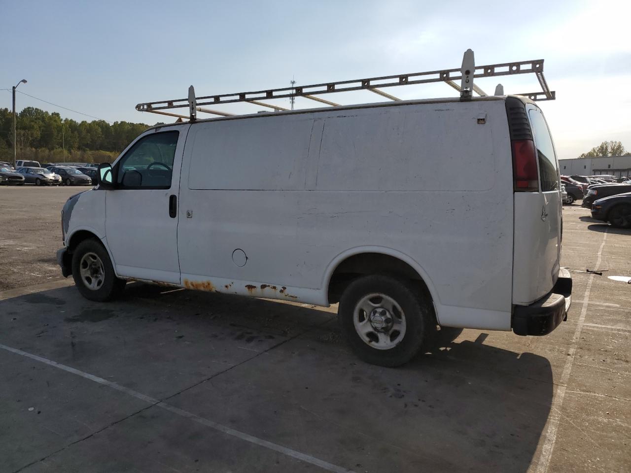 Lot #3270911419 2000 CHEVROLET EXPRESS G2