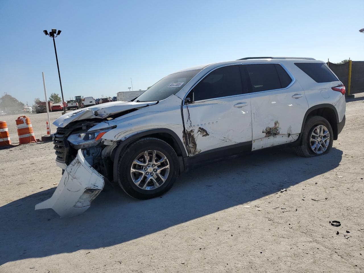 Lot #3269012057 2018 CHEVROLET TRAVERSE LT