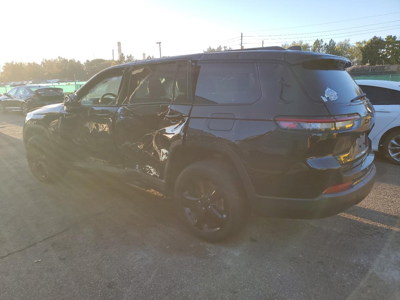 JEEP GRAND CHEROKEE L LAREDO