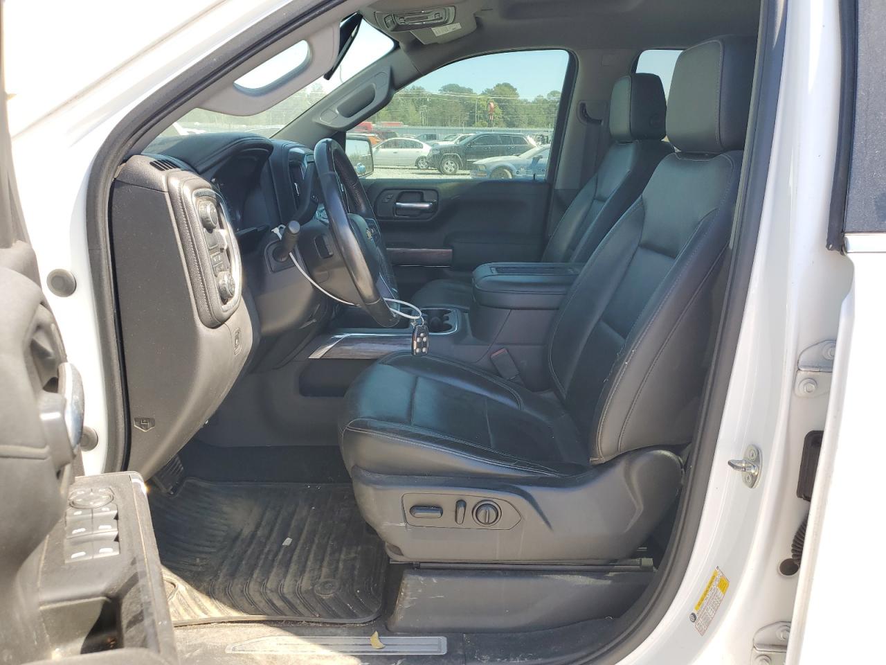 CHEVROLET SILVERADO C1500 LTZ