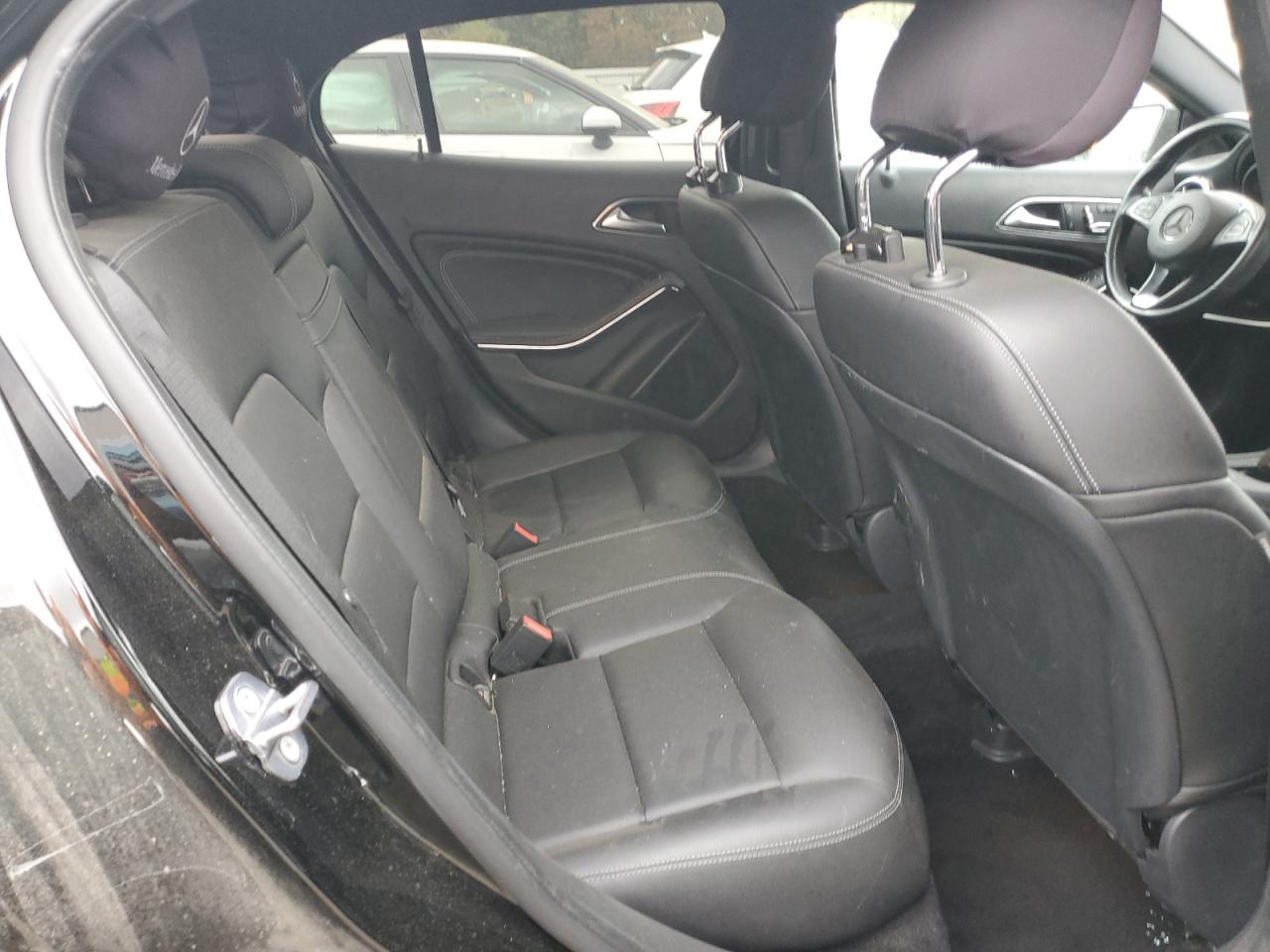 MERCEDES-BENZ GLA-CLASS 250 4MATIC