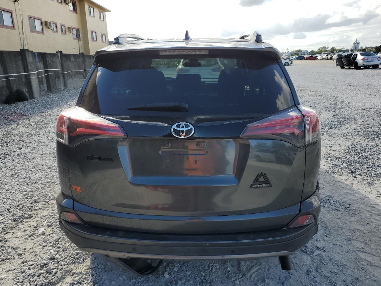 TOYOTA RAV4 ADVENTURE