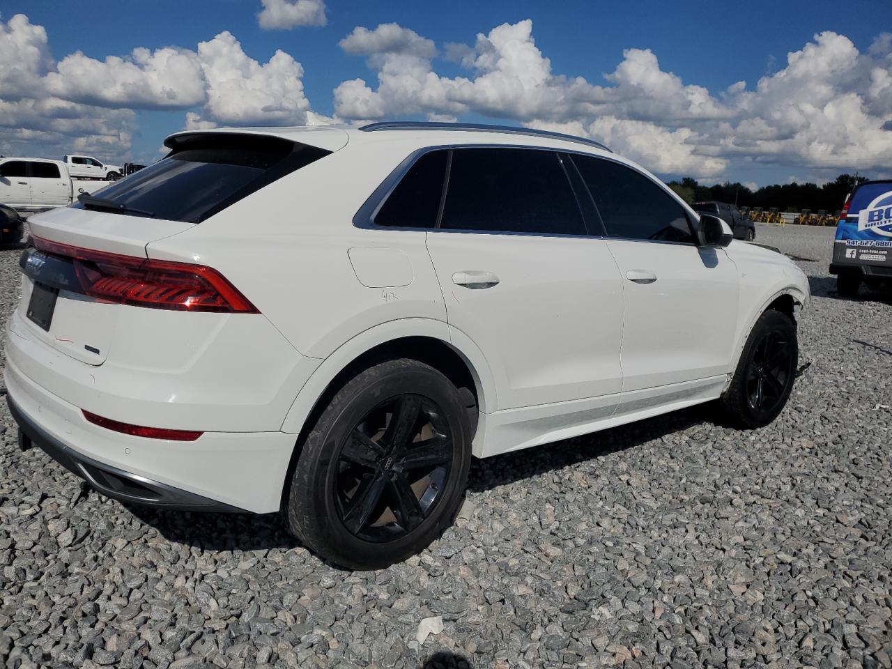 AUDI Q8 PREMIUM