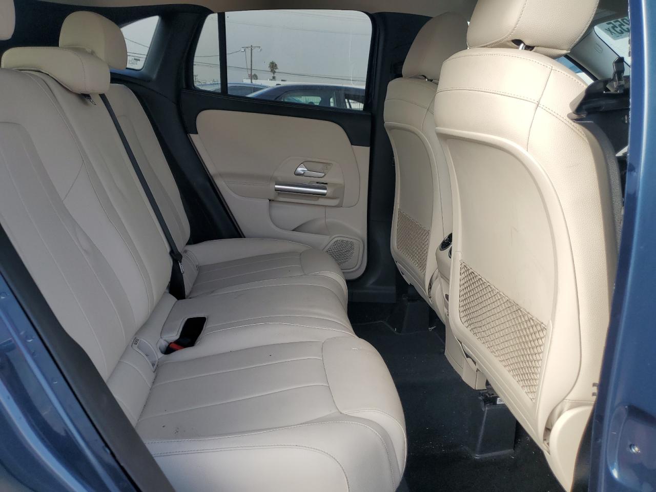 MERCEDES-BENZ GLA-CLASS 250 4MATIC