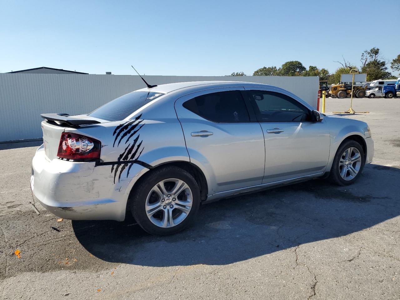 DODGE AVENGER MAINSTREET