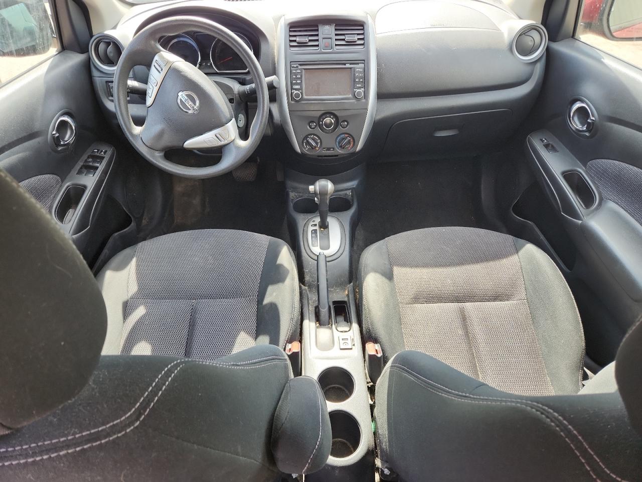 NISSAN VERSA S