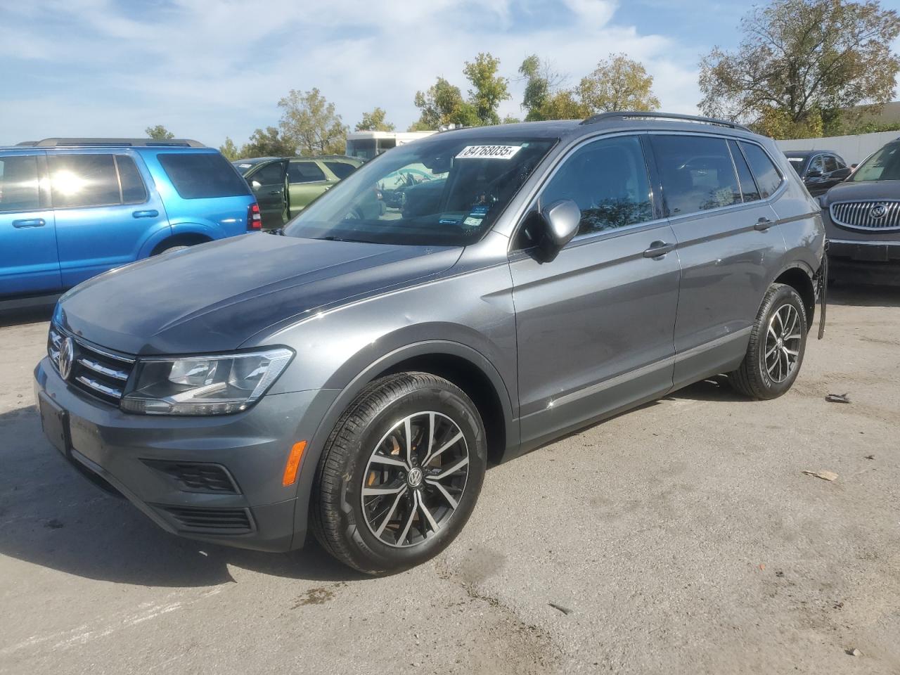 VOLKSWAGEN TIGUAN SE