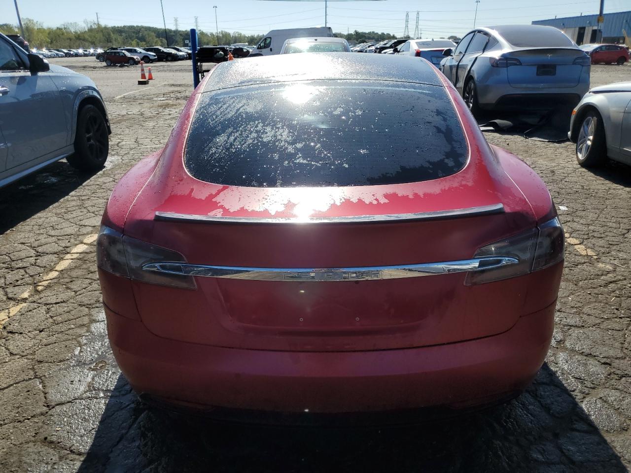 TESLA MODEL S