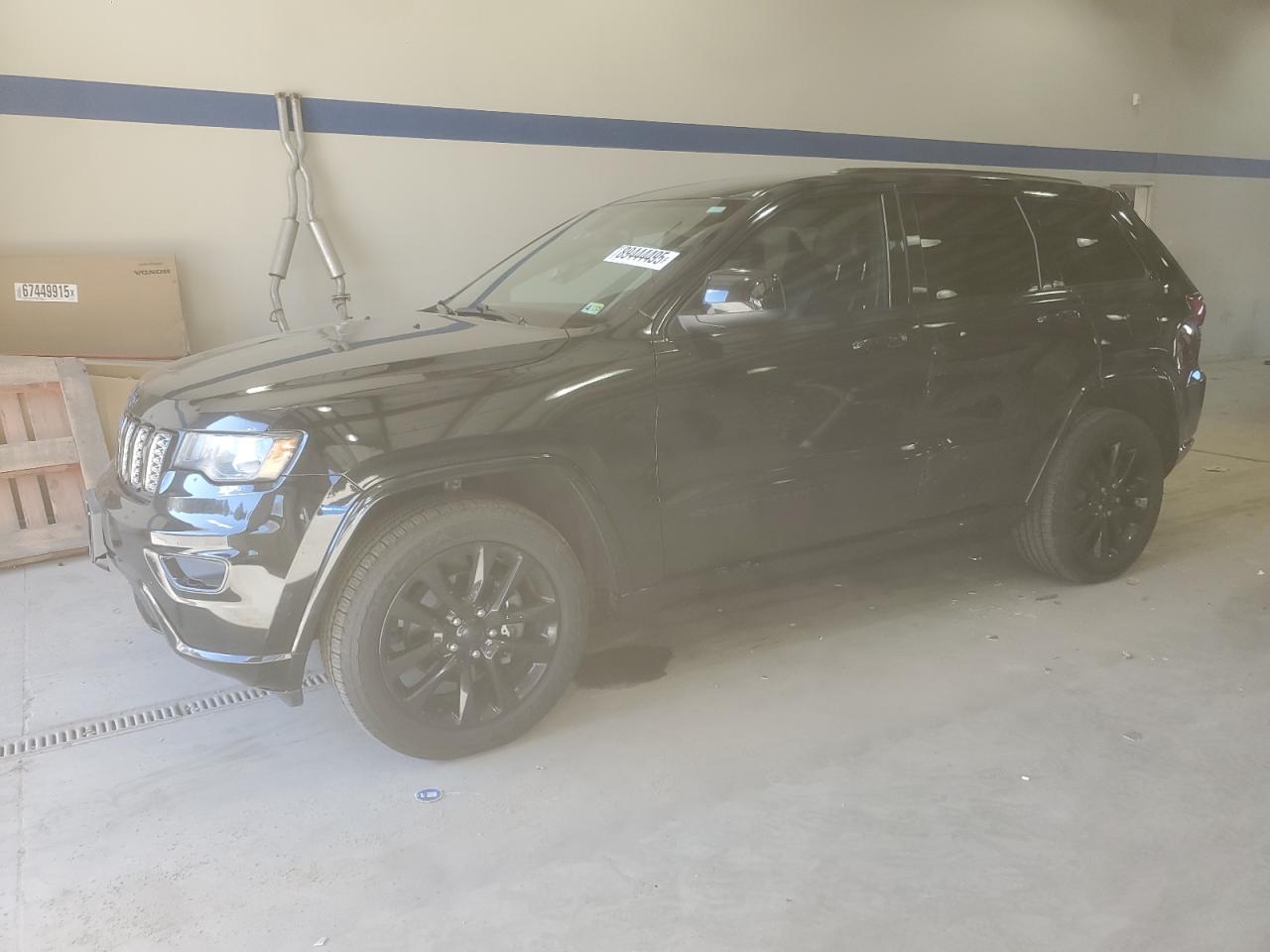 JEEP GRAND CHEROKEE LAREDO