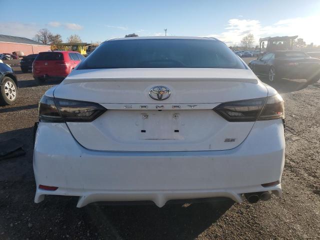 2018 TOYOTA CAMRY L - 4T1B11HK0JU021115