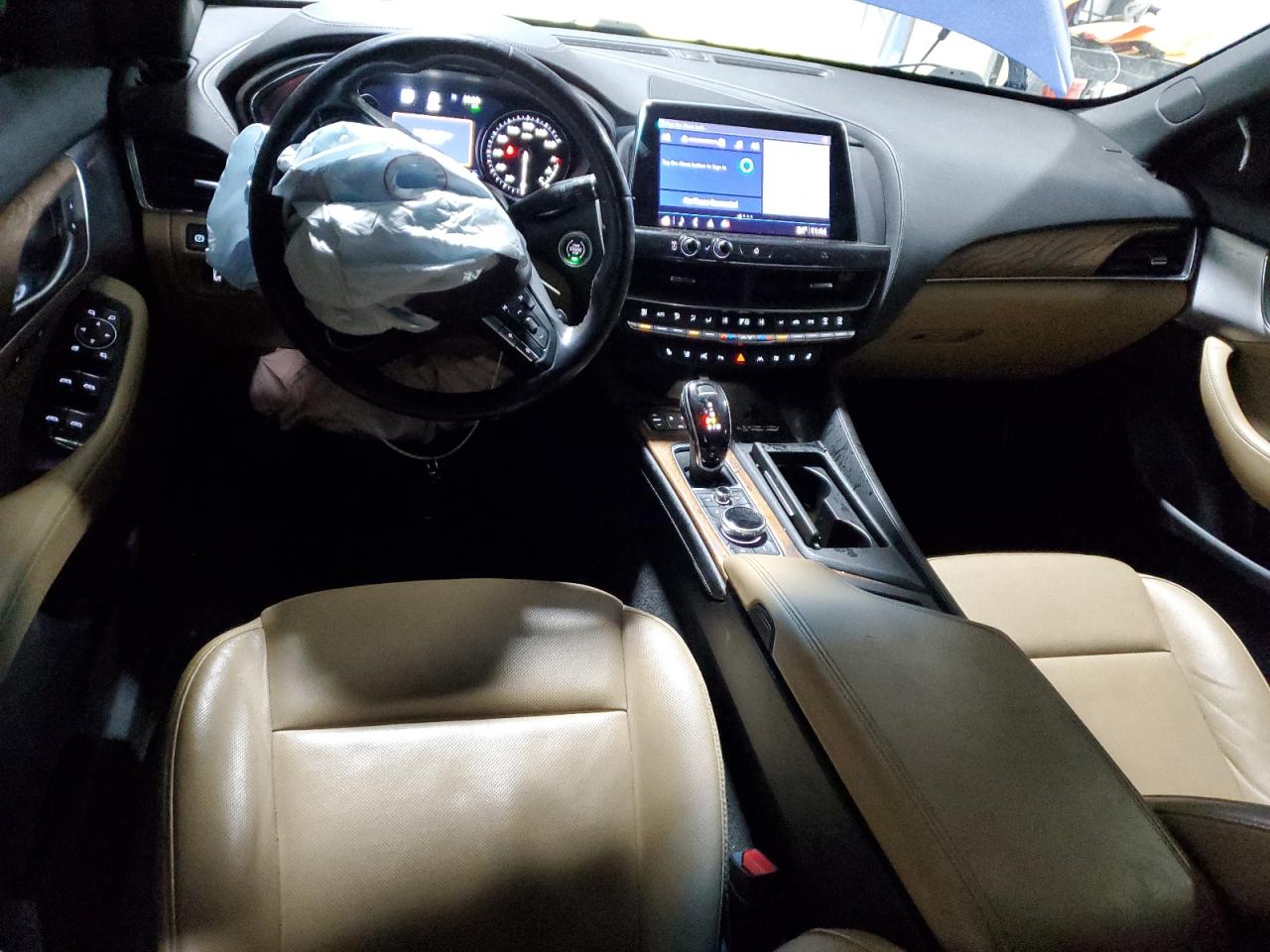 CADILLAC CT5 PREMIUM LUXURY