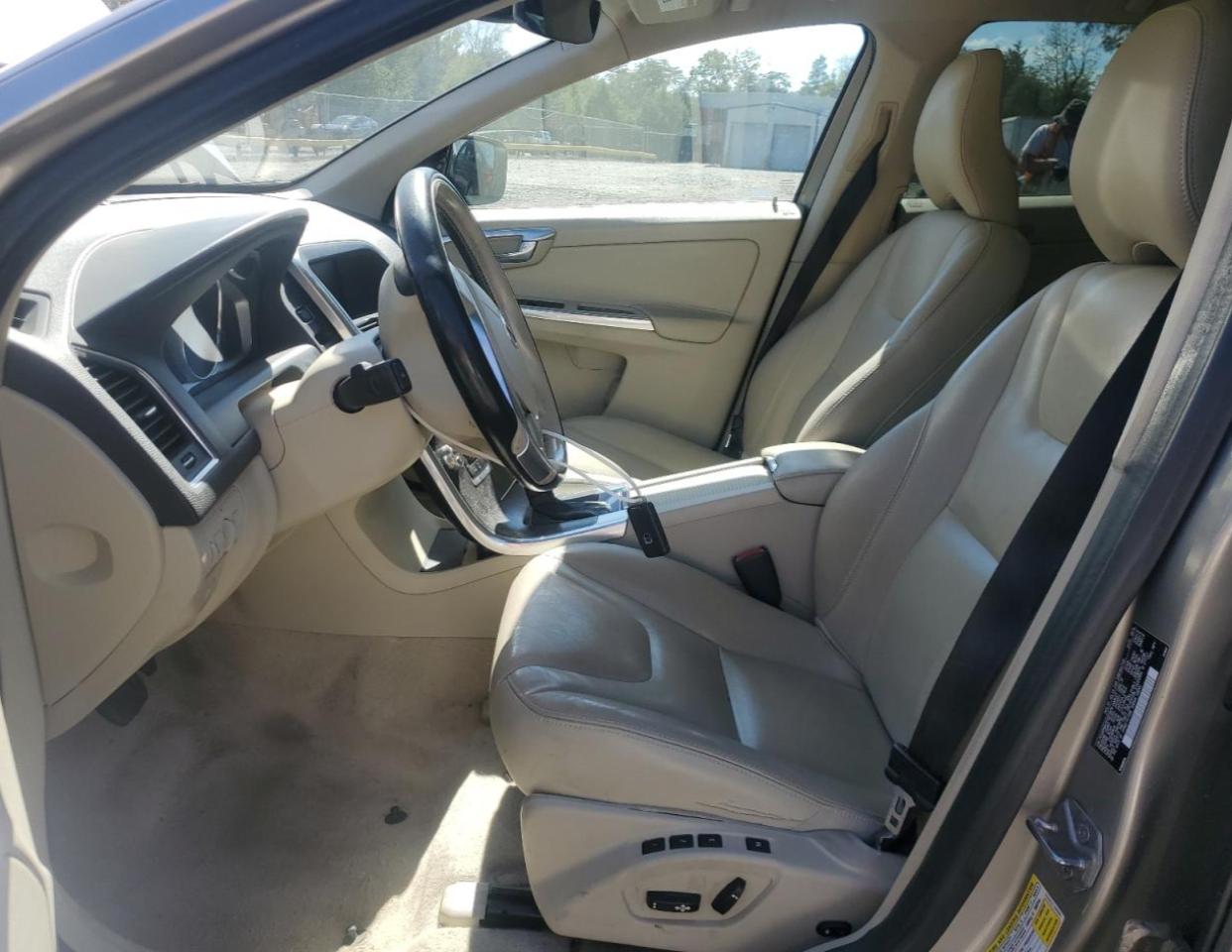 VOLVO XC60 T5 PREMIER