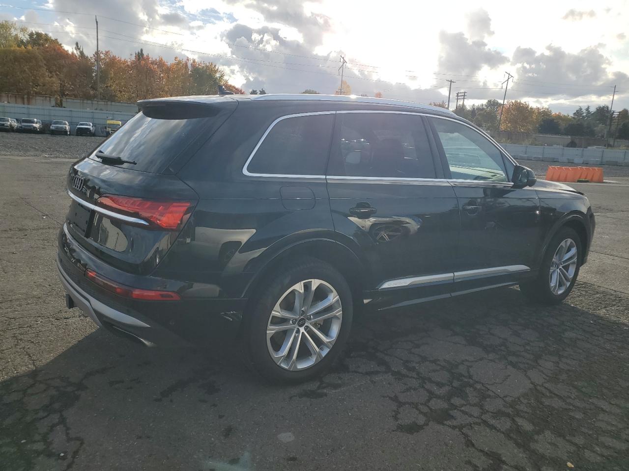 AUDI Q7 PREMIUM PLUS