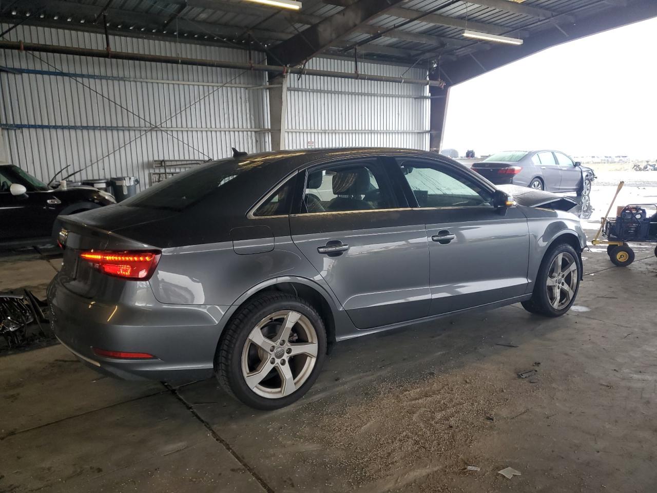 AUDI A3 PREMIUM
