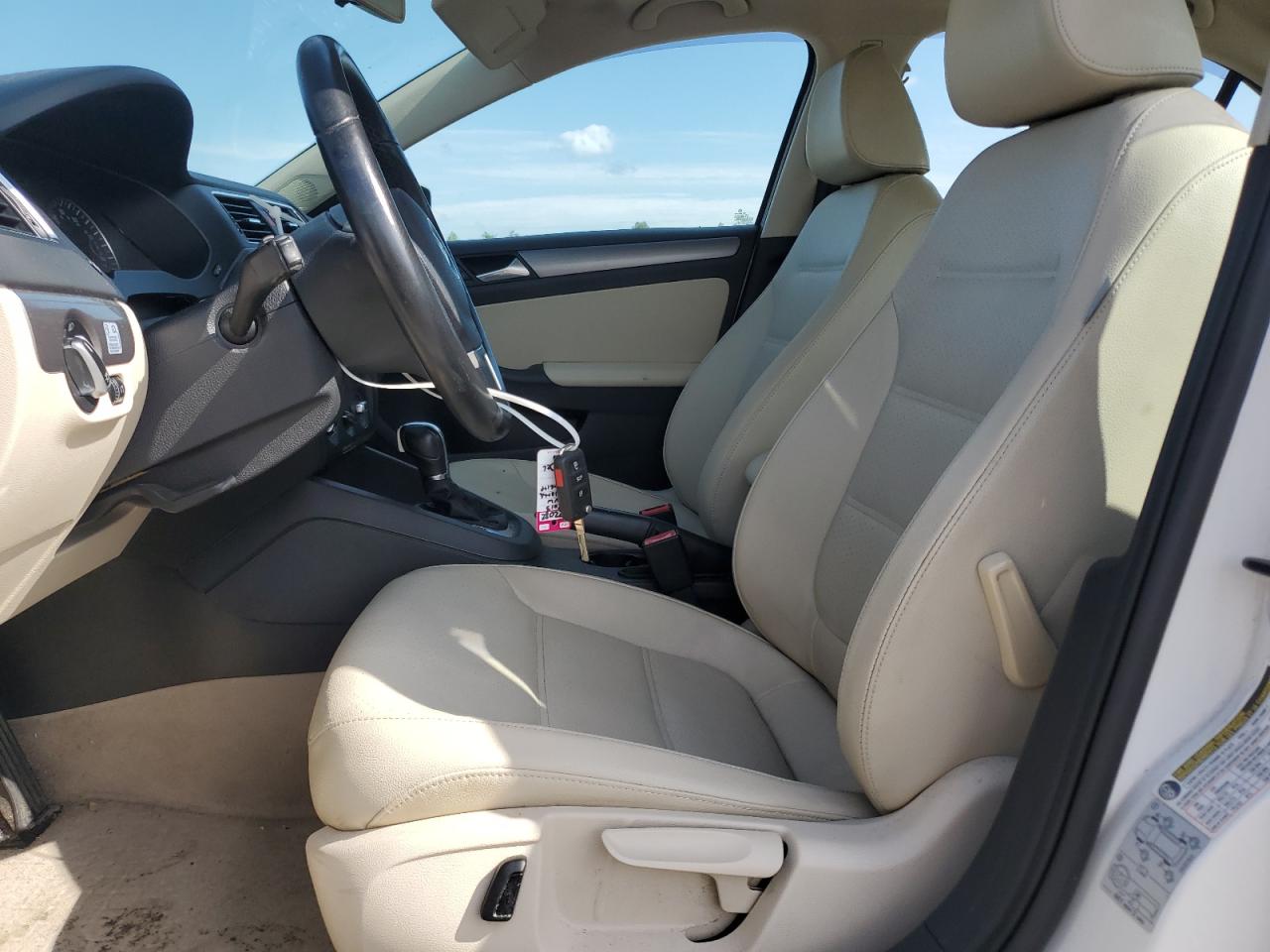 VOLKSWAGEN JETTA TDI