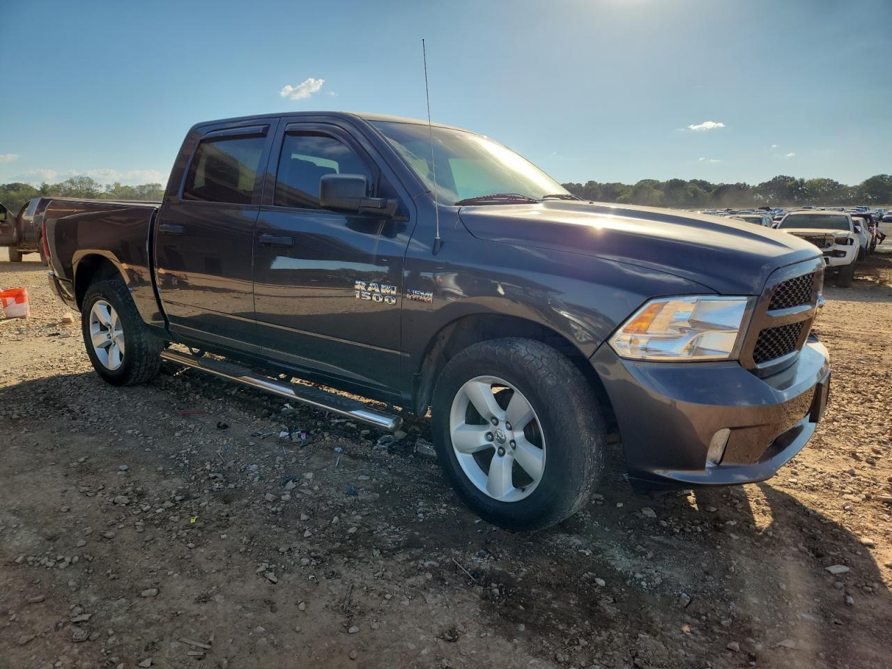 RAM 1500 ST