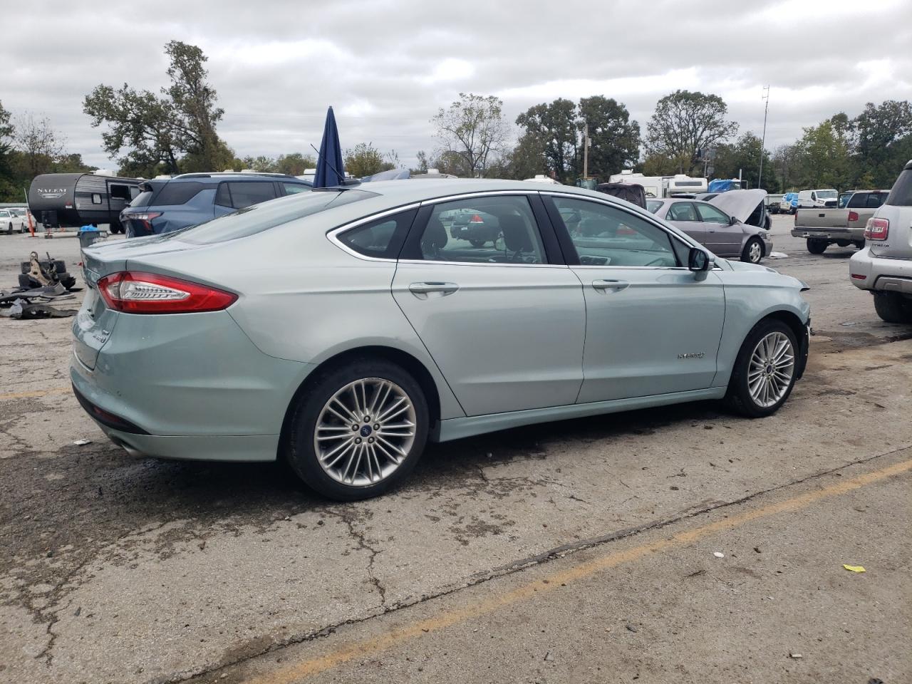 FORD FUSION SE HYBRID