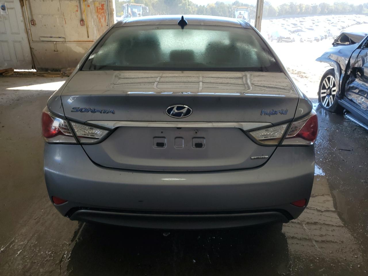 HYUNDAI SONATA HYBRID
