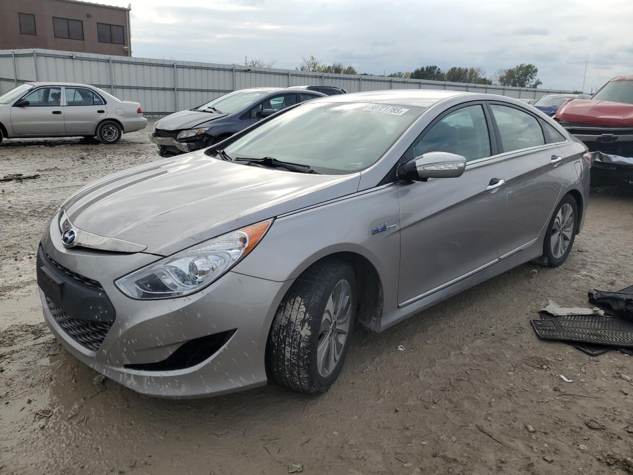 HYUNDAI SONATA HYBRID