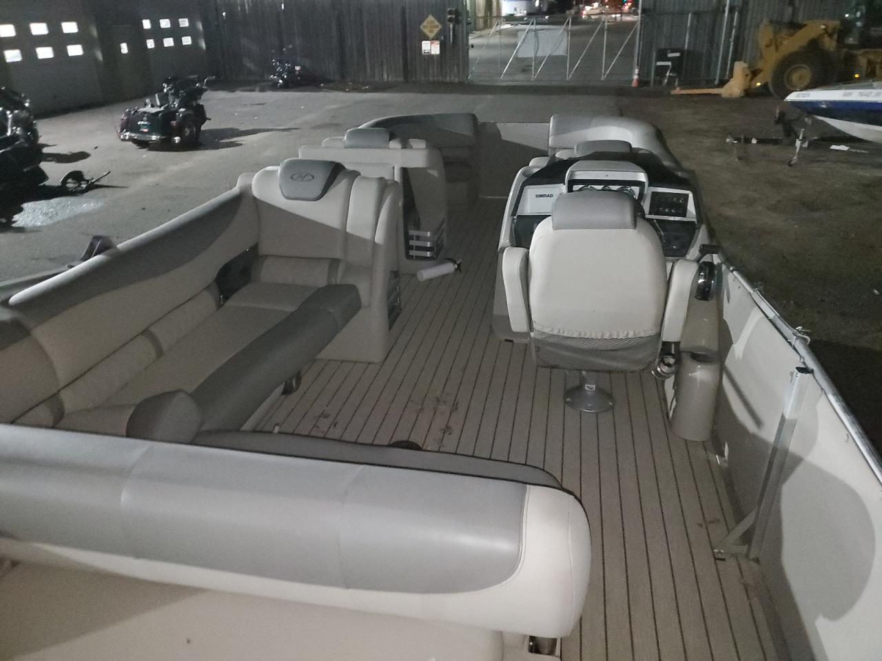 Lot #3264600929 2019 HARRIS FLOTEBOTE GRAND MARI