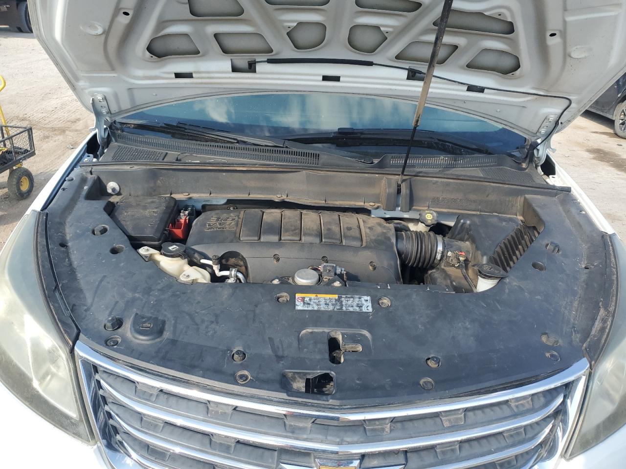 CHEVROLET TRAVERSE LT