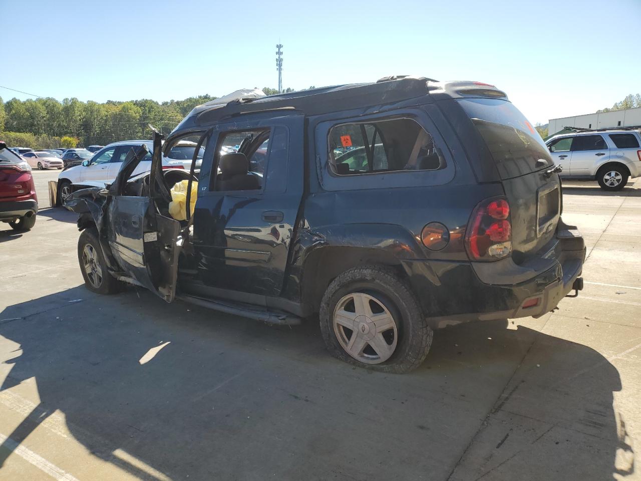 Lot #3310401956 2003 CHEVROLET TRAILBLAZE